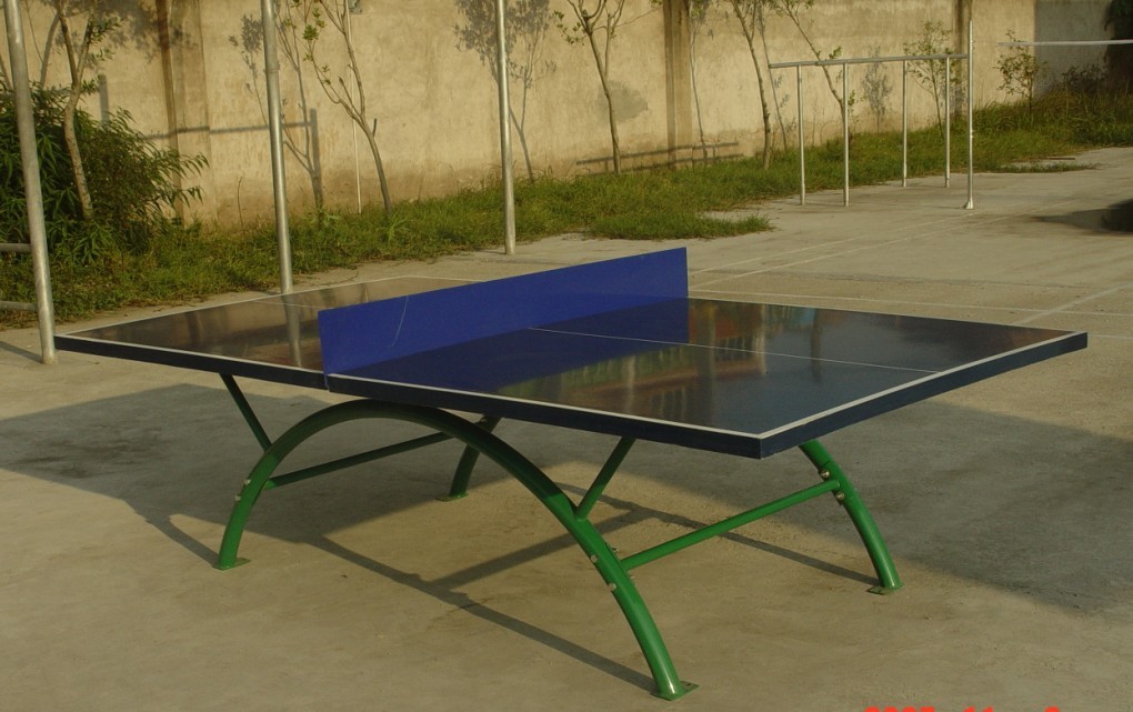 高档钢化玻璃乒乓球台使用最可靠